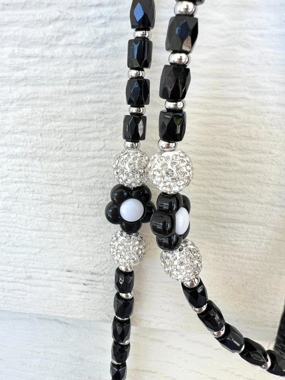 Bougie Beaded Dog Leash - Black Flowers, Sparkly Silver - Handmade - Picture 7 of 11
